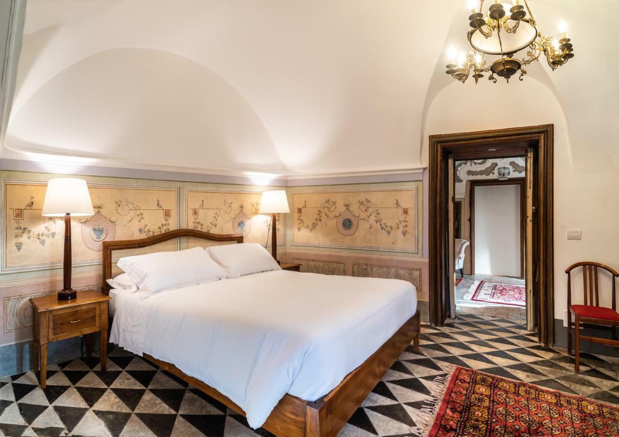 Baroni Giampiccolo Suite รากูซา ภายนอก รูปภาพ